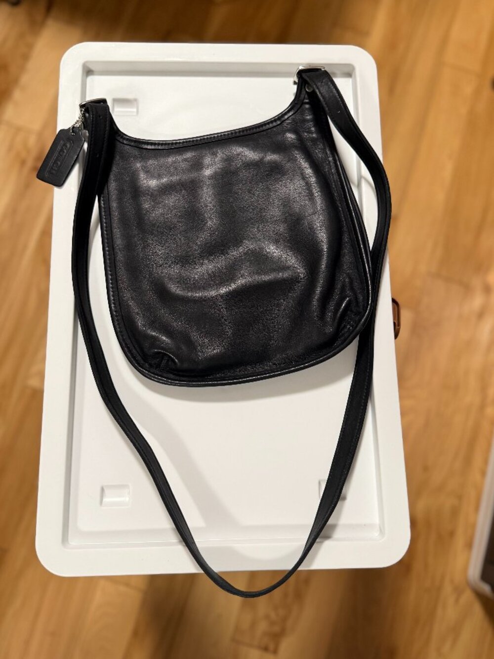 Vintage Coach Black Leather Slim Hippie Flap Saddle Purse Bag 9135 Boho - Picture 8 of 16